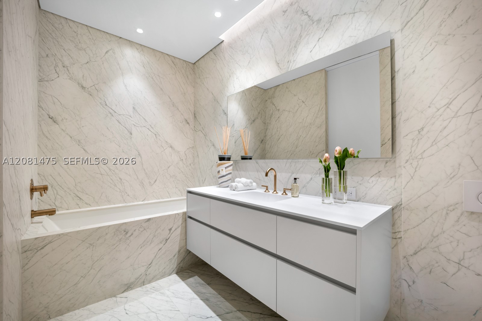 10203 Collins Ave #LPH 2701 Bal Harbour, FL 33154