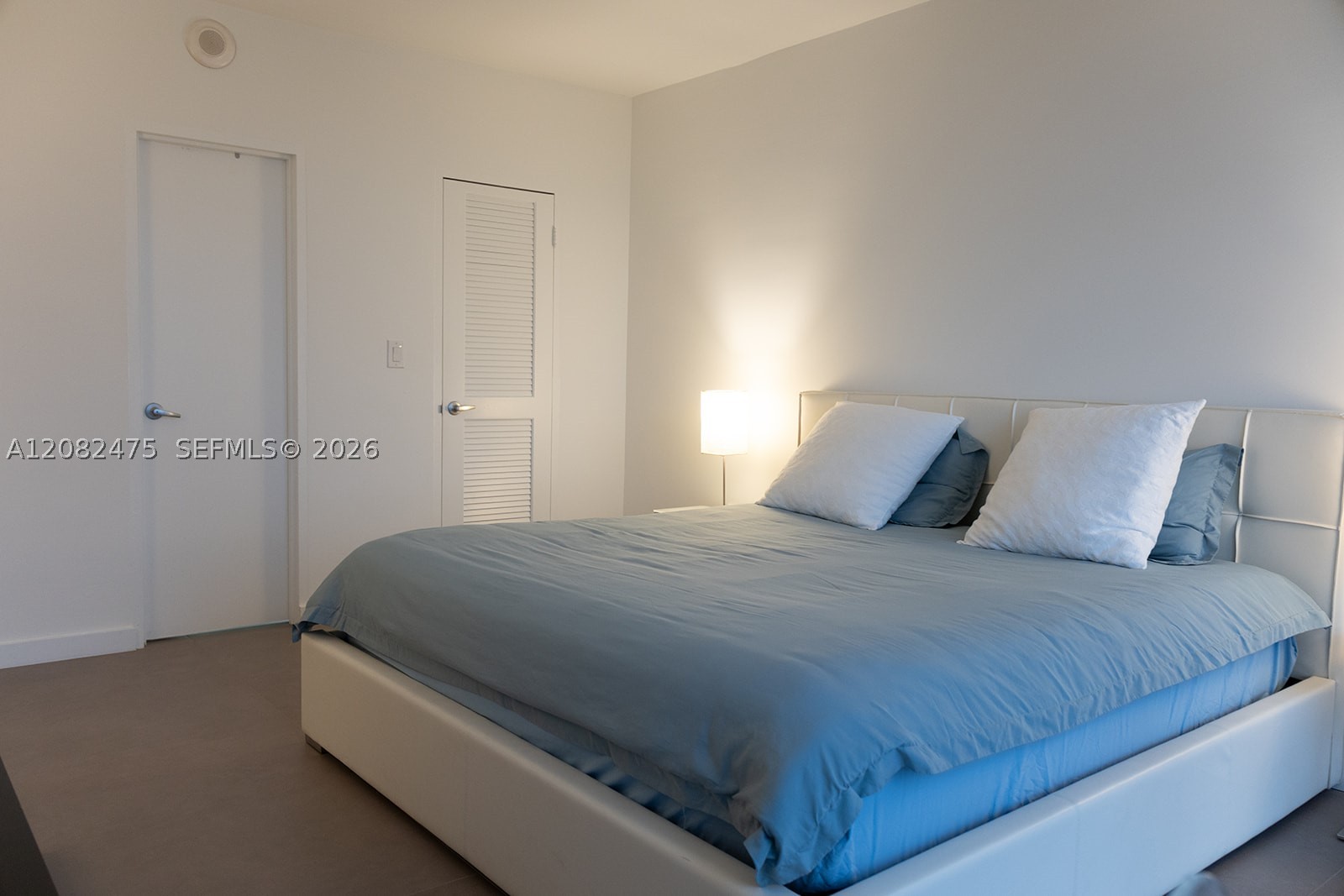 image Harbour House16