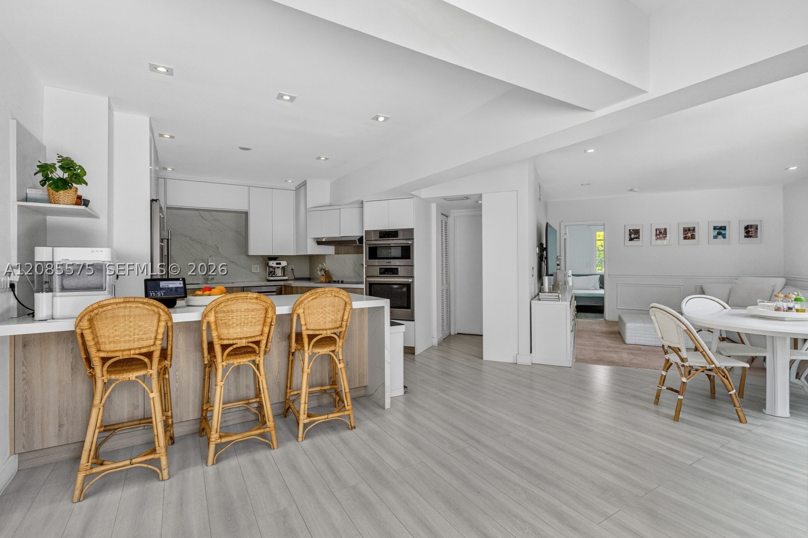 755 Curtiswood Dr Key Biscayne, FL 33149