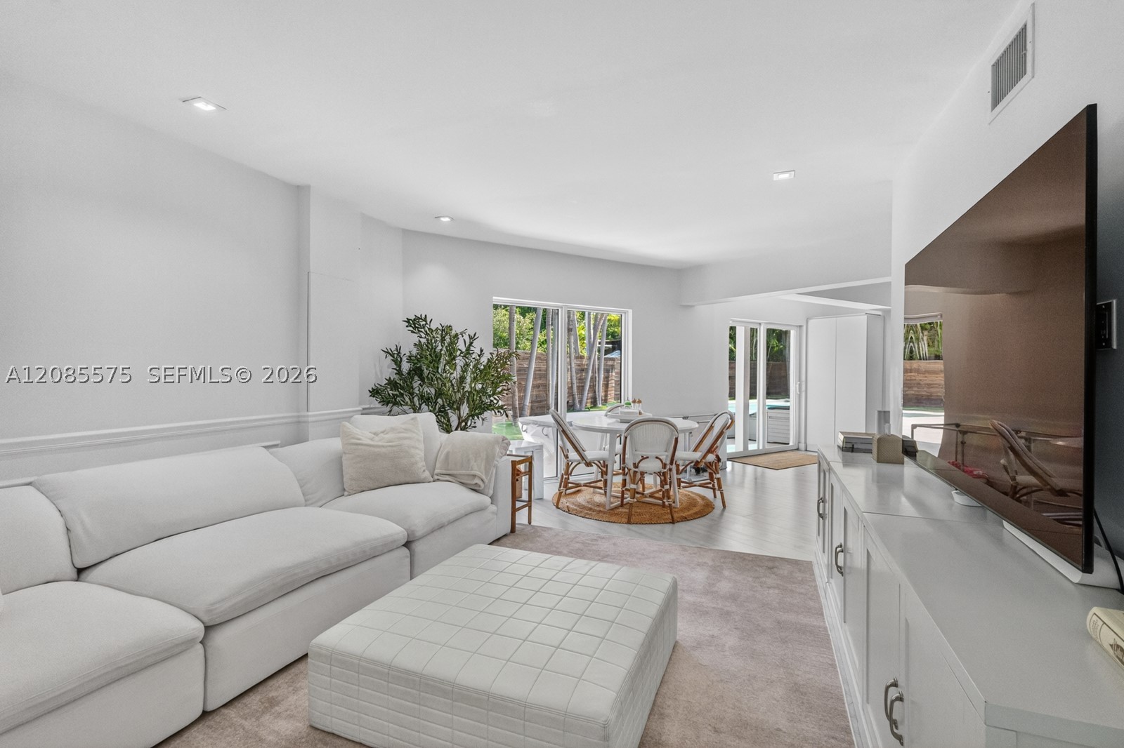 755 Curtiswood Dr Key Biscayne, FL 33149