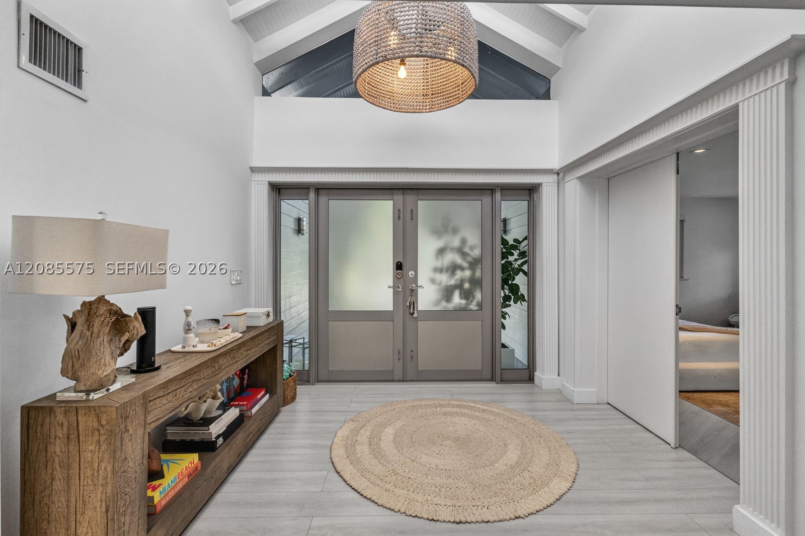 755 Curtiswood Dr Key Biscayne, FL 33149