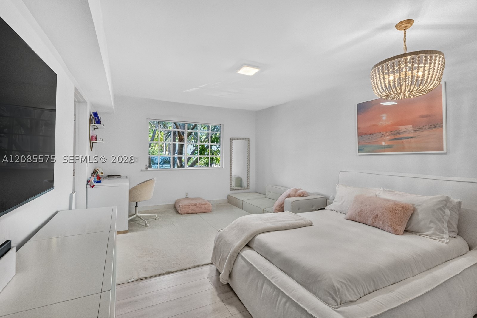 755 Curtiswood Dr Key Biscayne, FL 33149