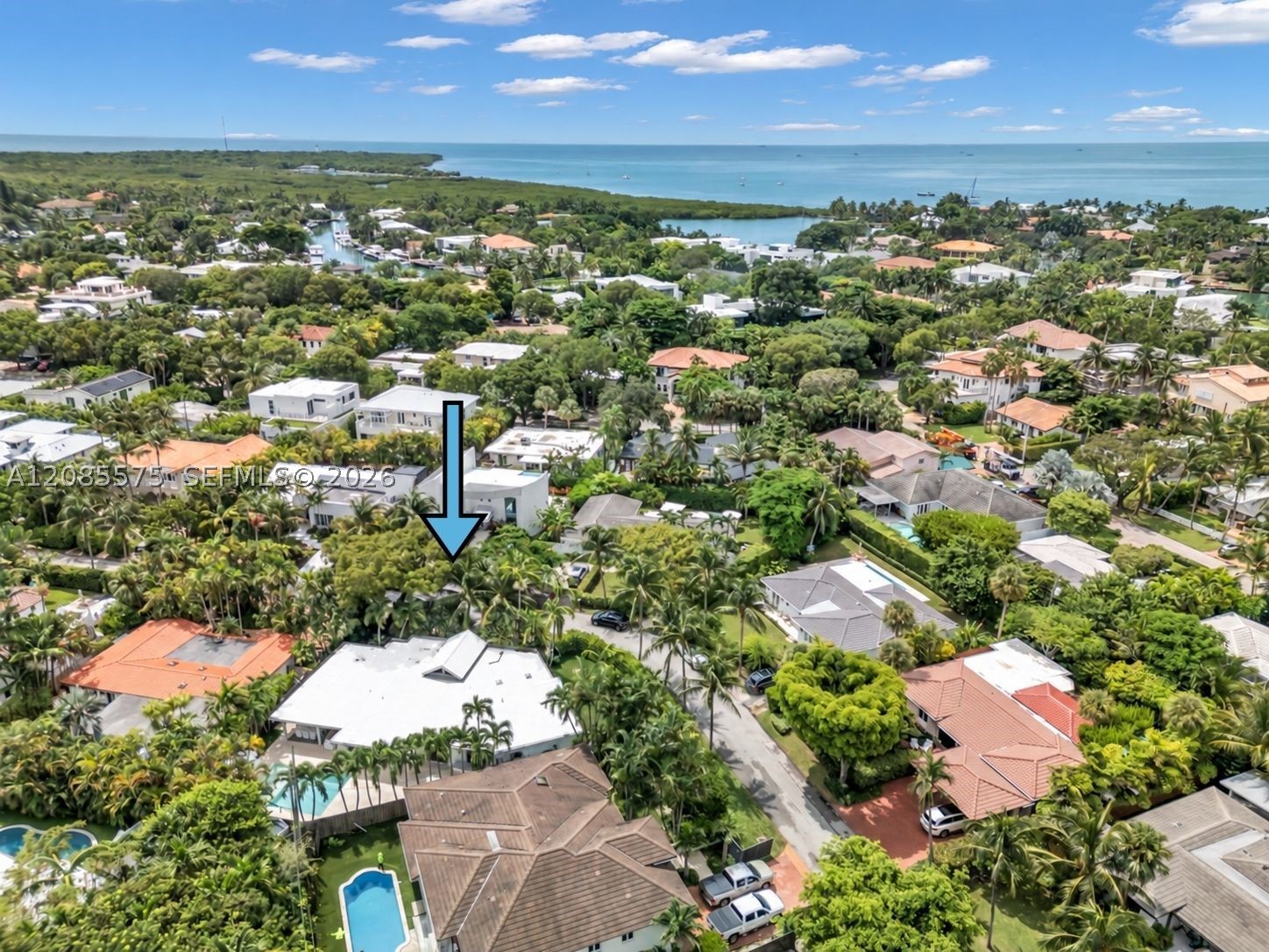 755 Curtiswood Dr Key Biscayne, FL 33149