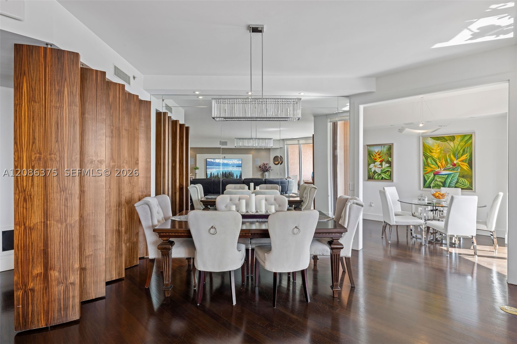 60 Edgewater Dr #9D Coral Gables, FL 33133