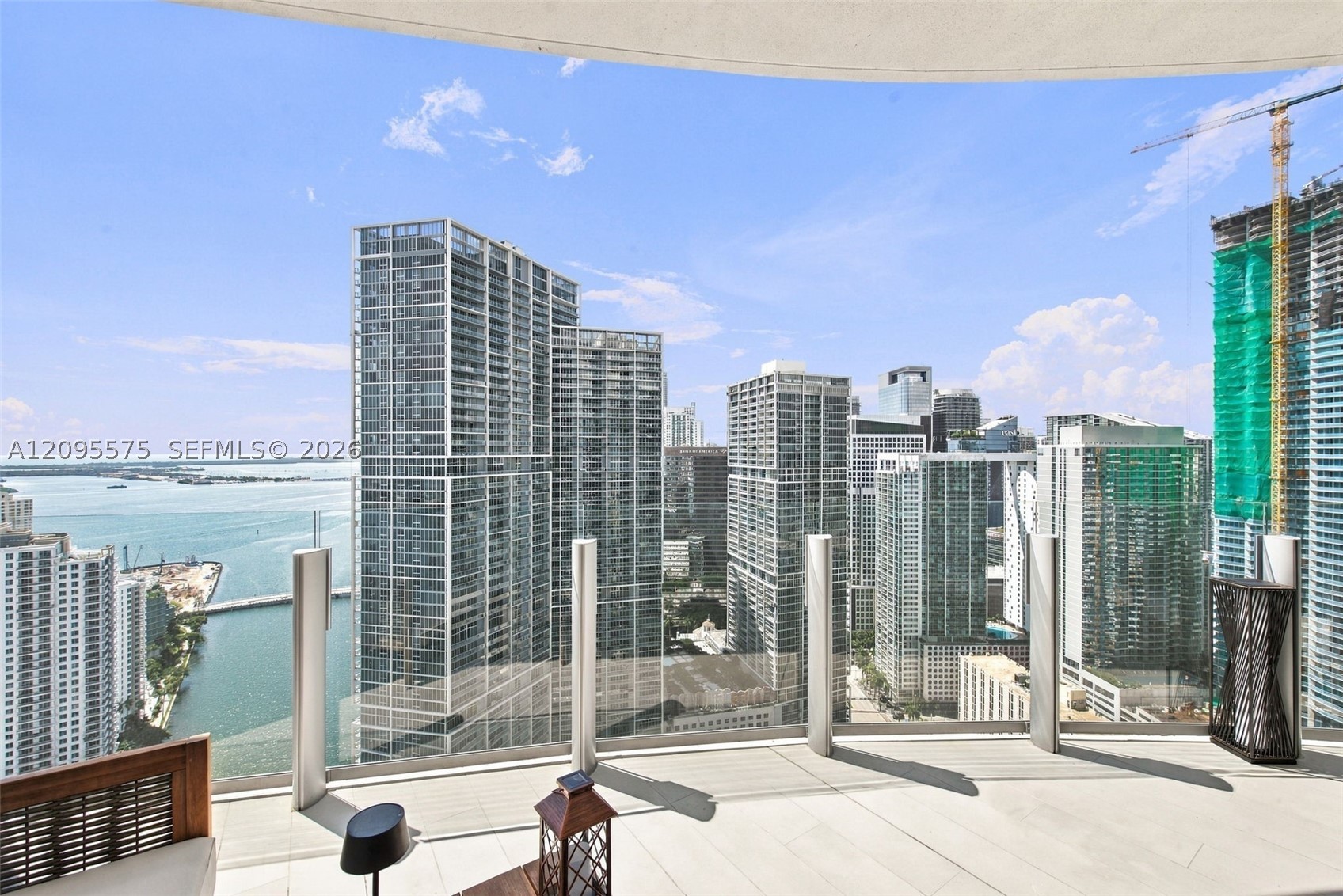 image Aston Martin Residences9