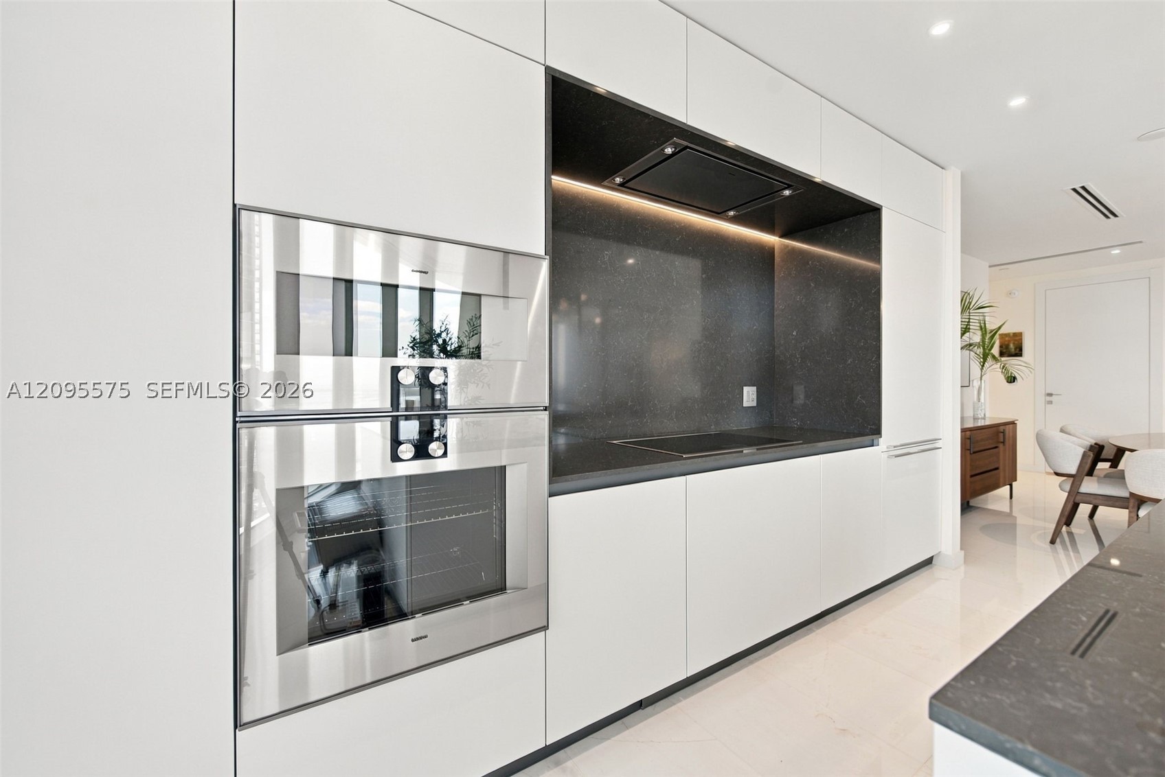 image Aston Martin Residences11