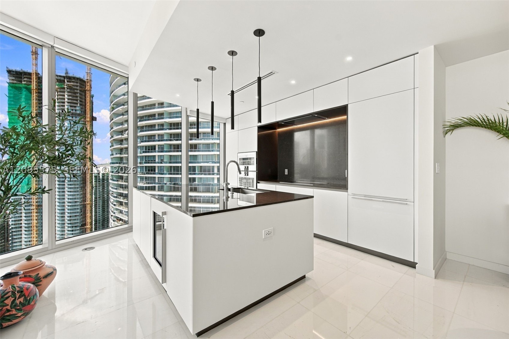 image Aston Martin Residences12