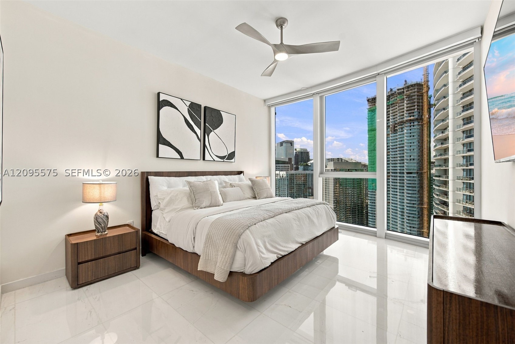 image Aston Martin Residences13