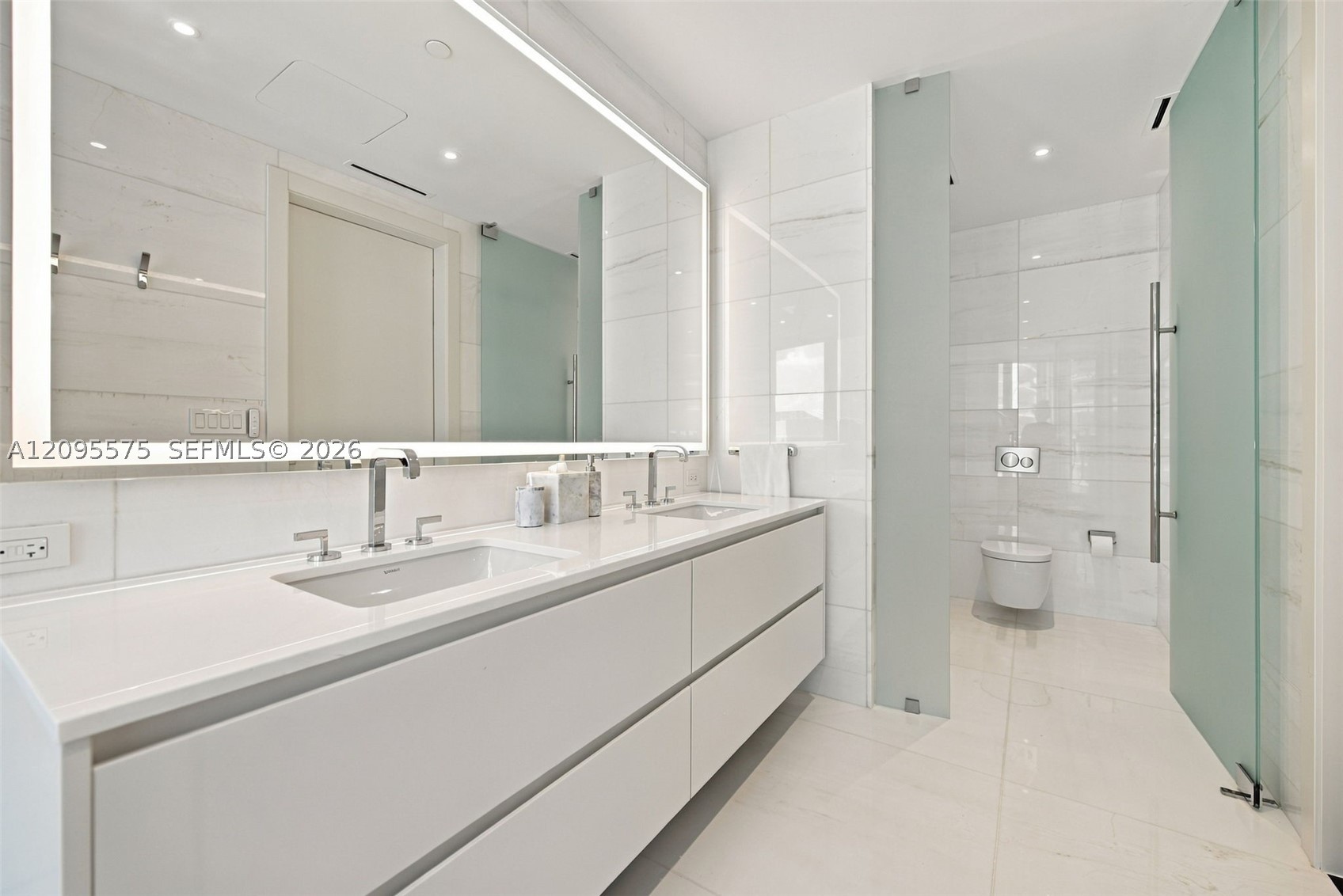 image Aston Martin Residences16