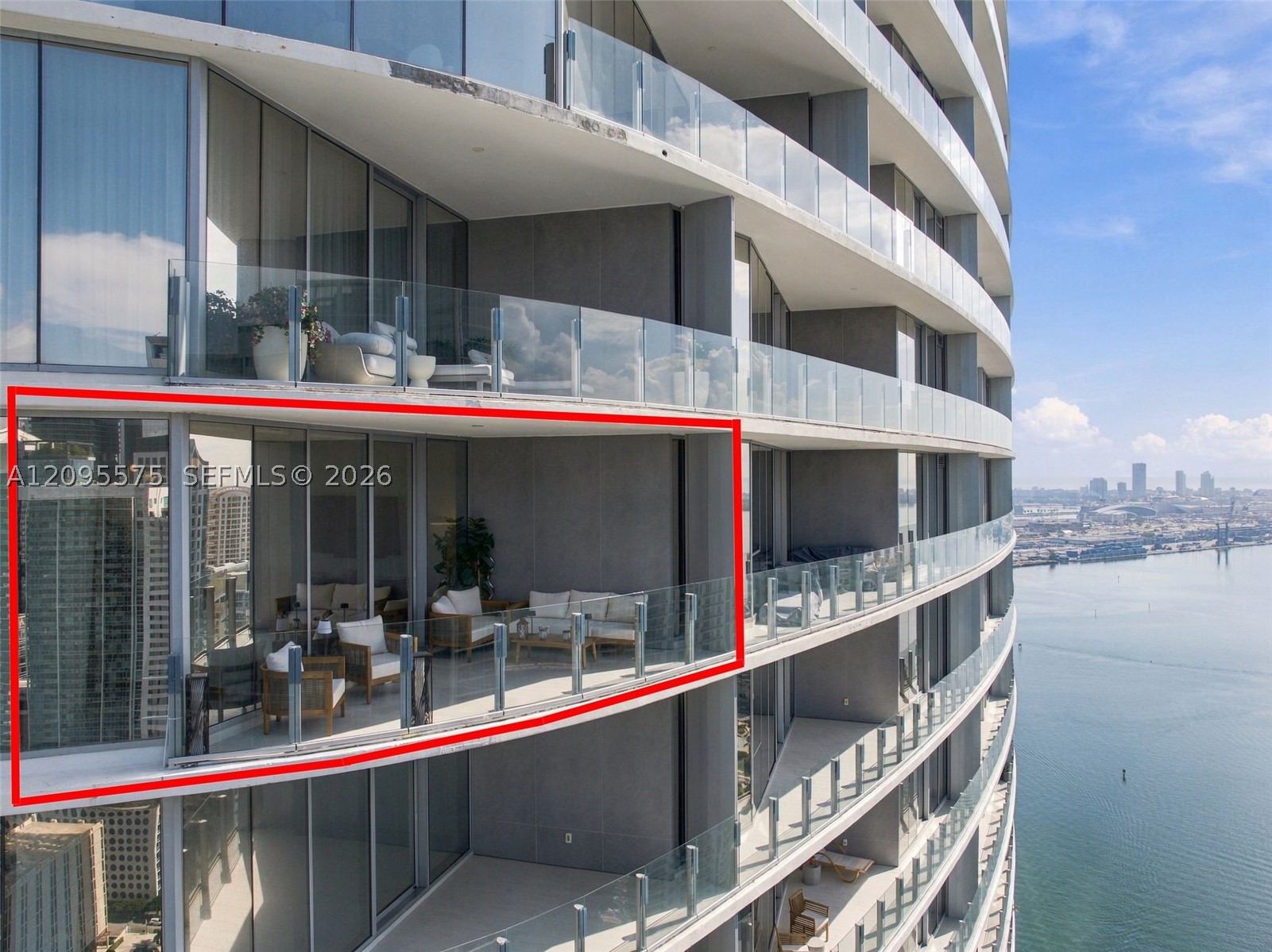 image Aston Martin Residences1