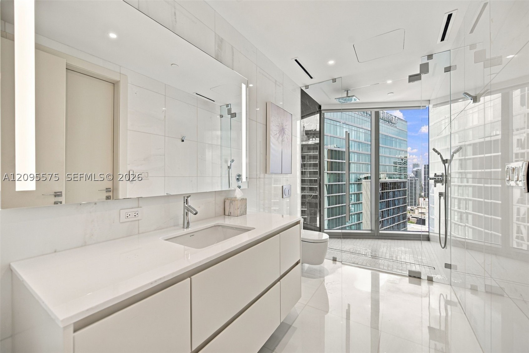 image Aston Martin Residences20