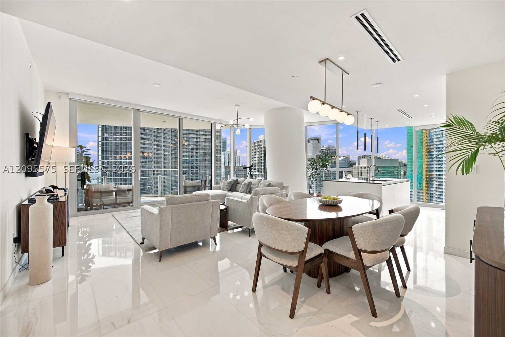 image Aston Martin Residences6