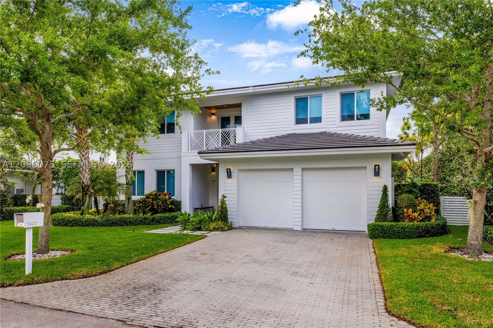 5602 SW 65th Ct South Miami, FL 33143