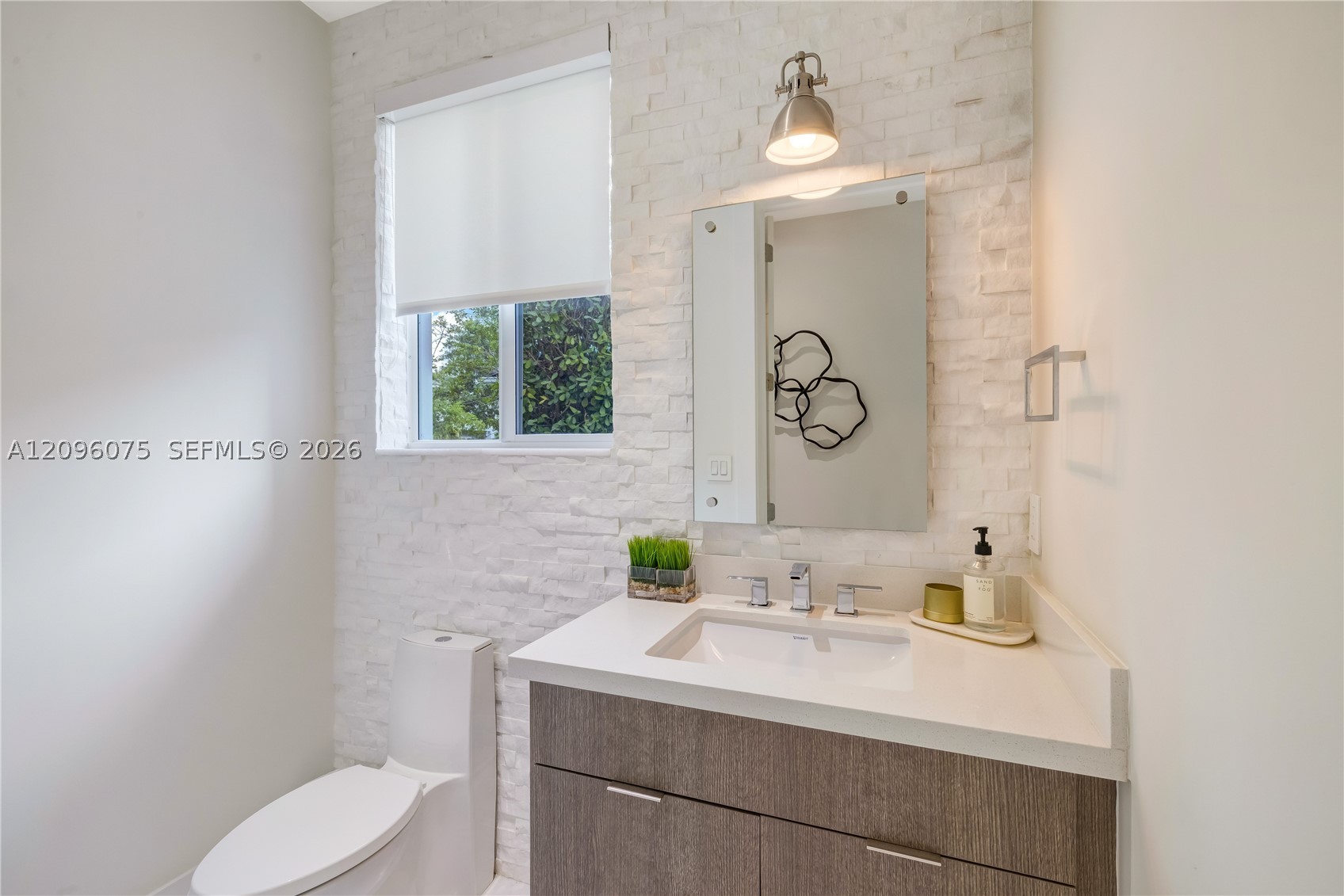 5602 SW 65th Ct South Miami, FL 33143