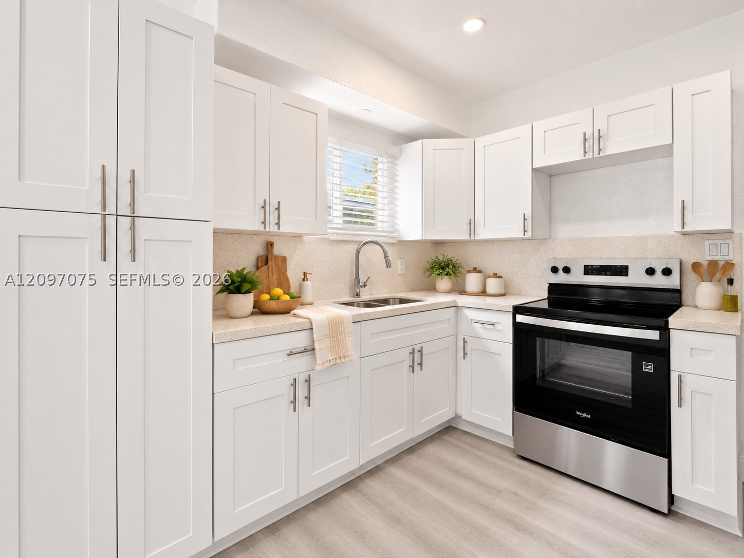 511 NE 131st St North Miami, FL 33161