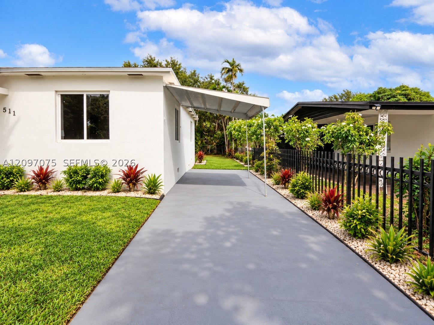 511 NE 131st St North Miami, FL 33161