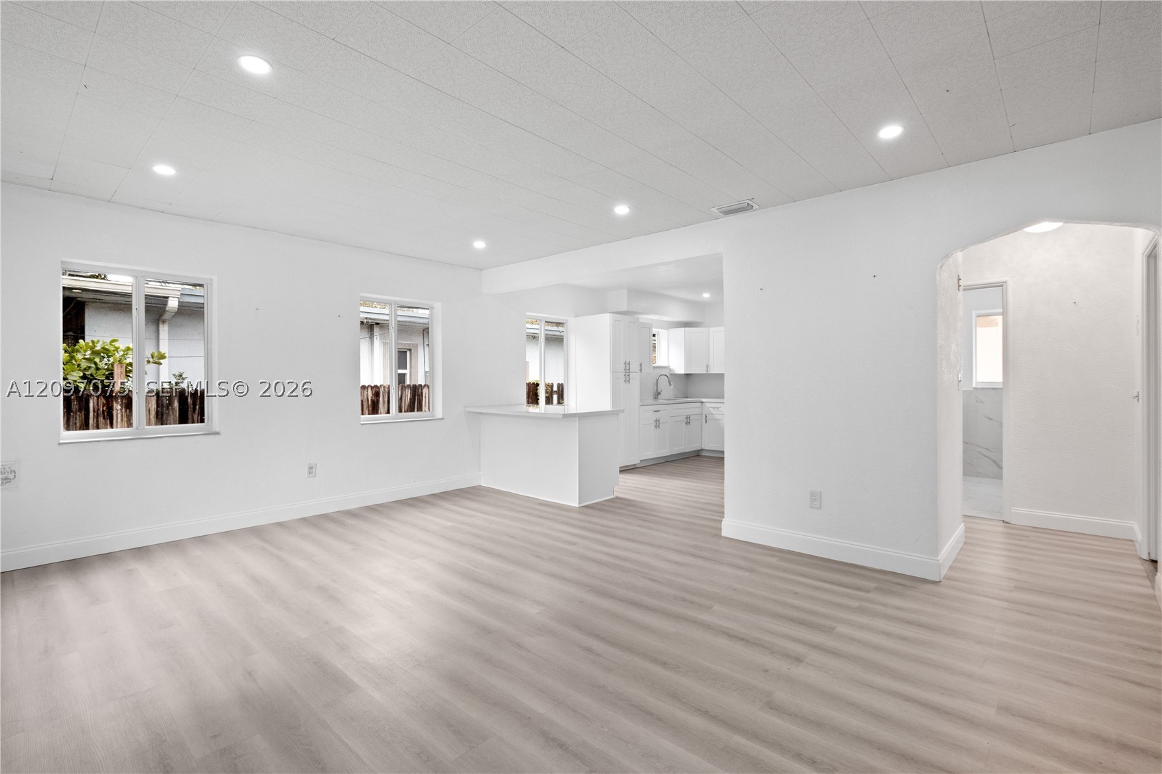 511 NE 131st St North Miami, FL 33161