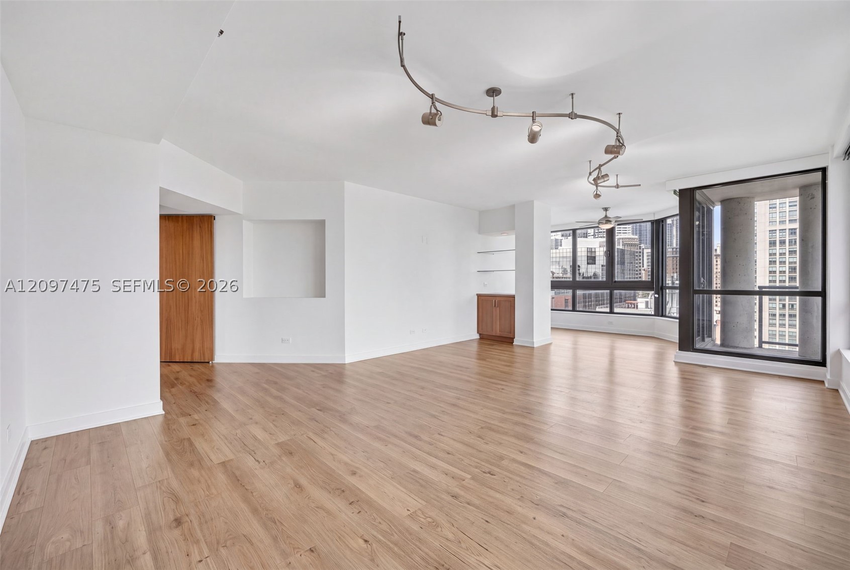 image Brickell Key One10