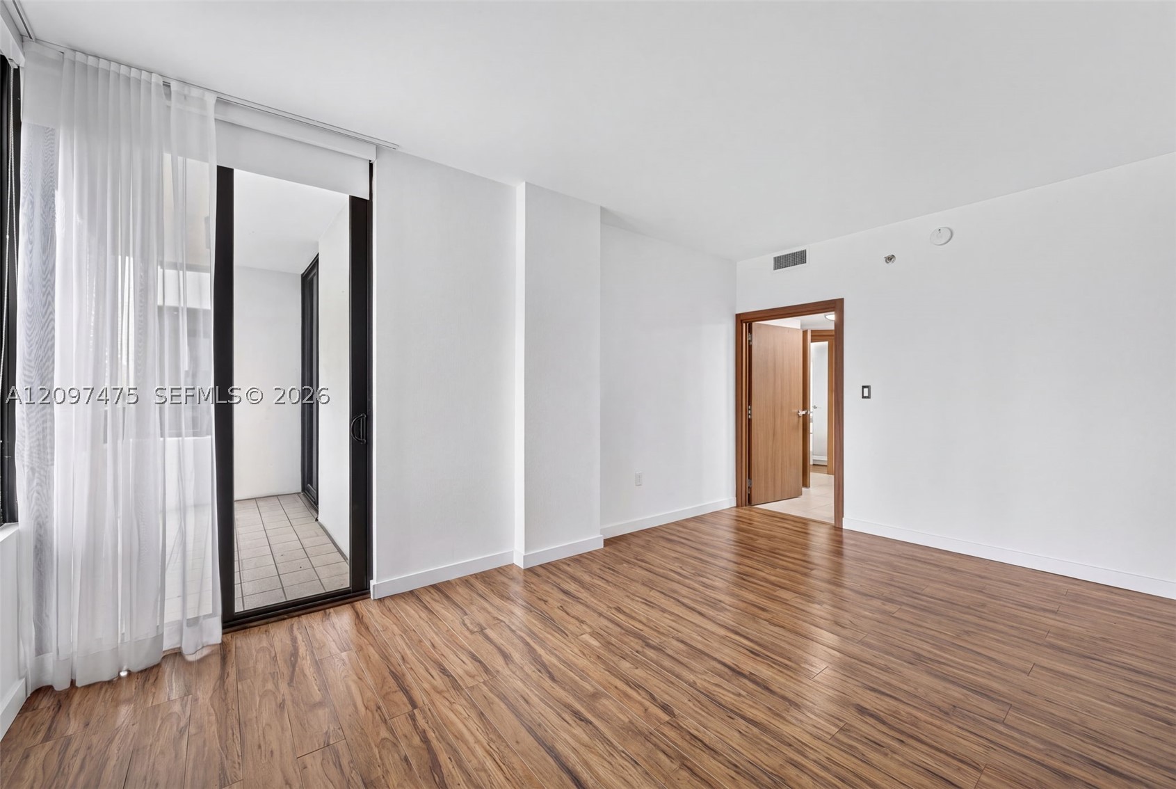 image Brickell Key One25