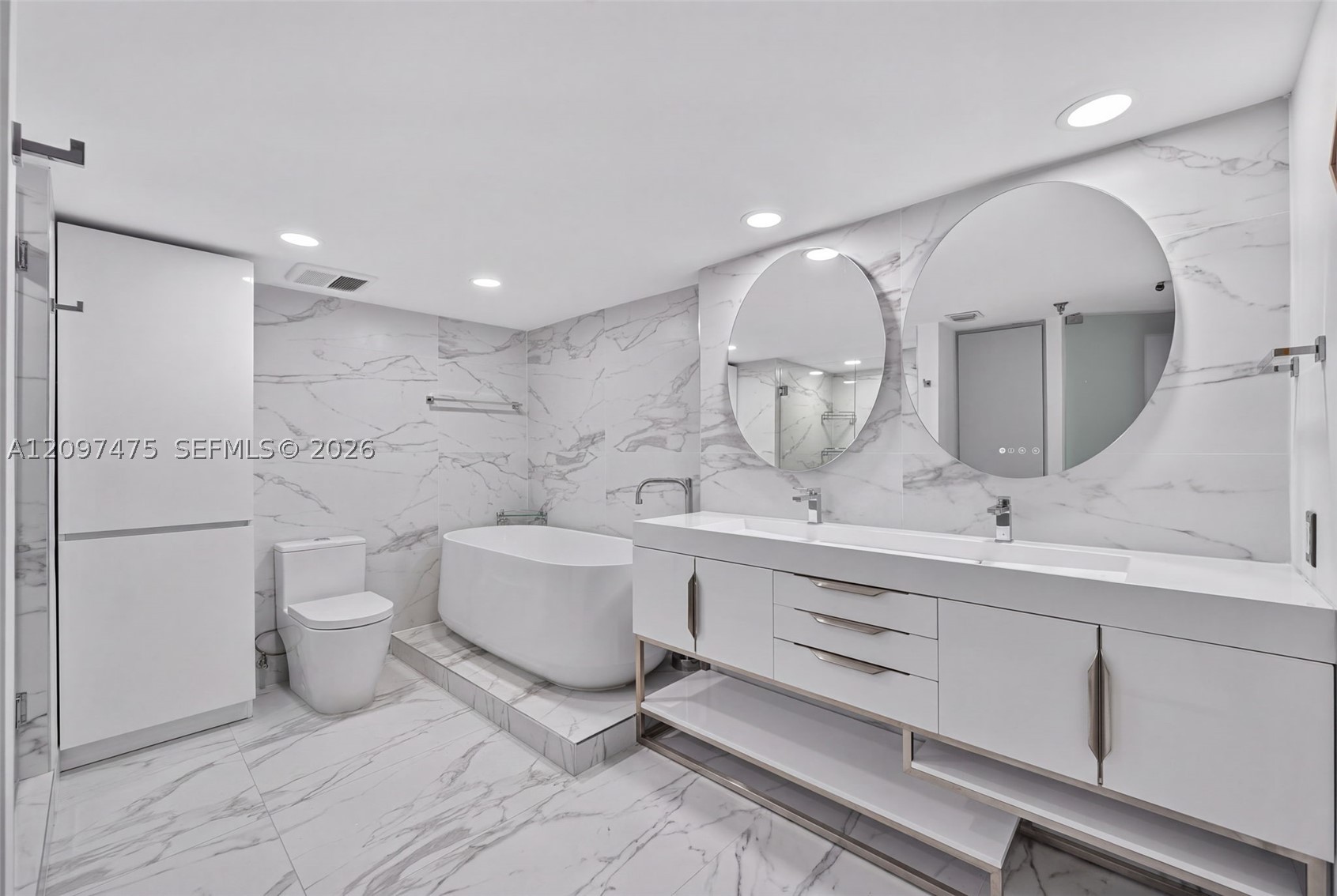 image Brickell Key One28