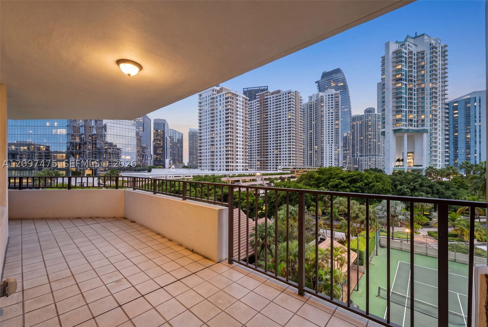 image Brickell Key One4