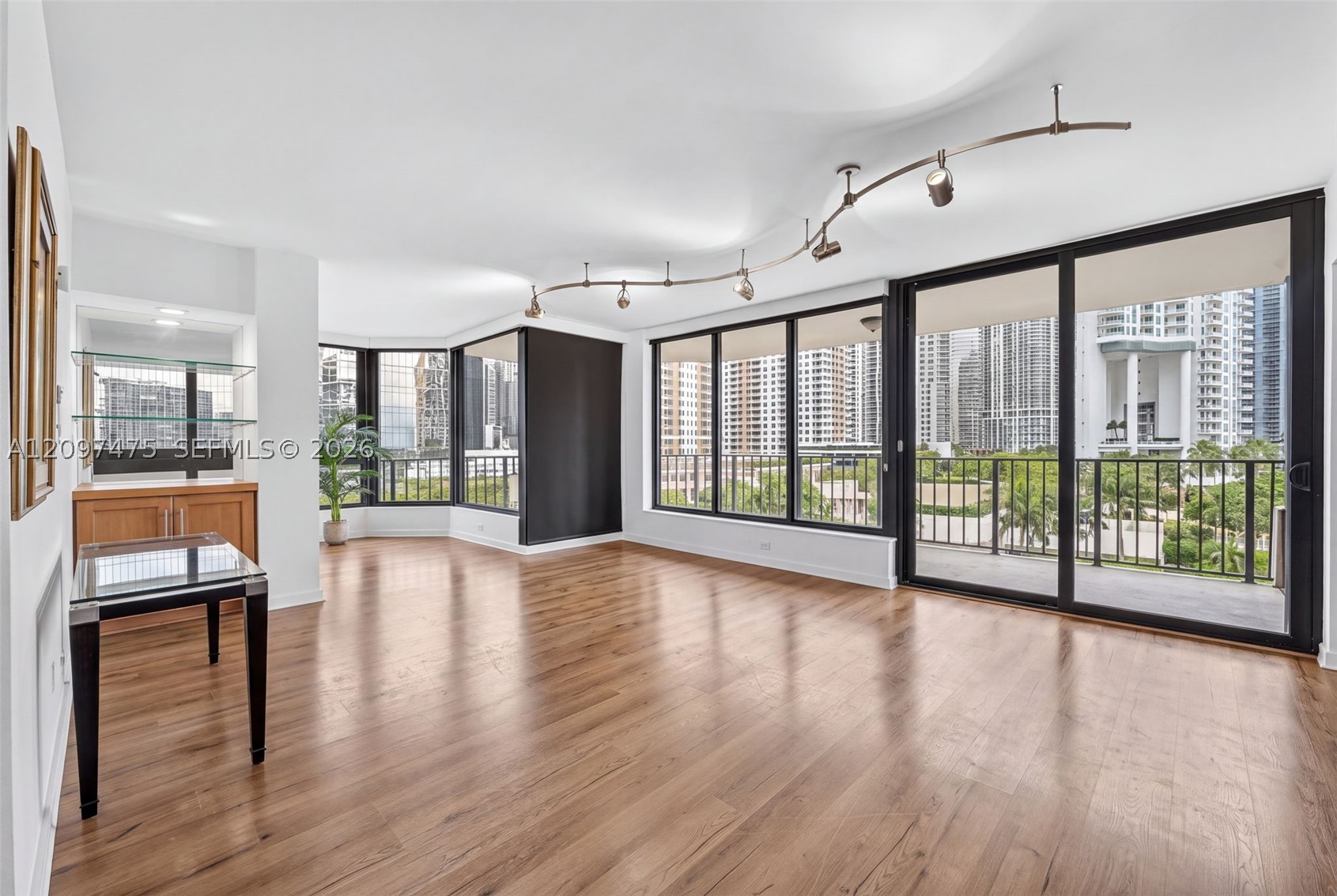 image Brickell Key One7
