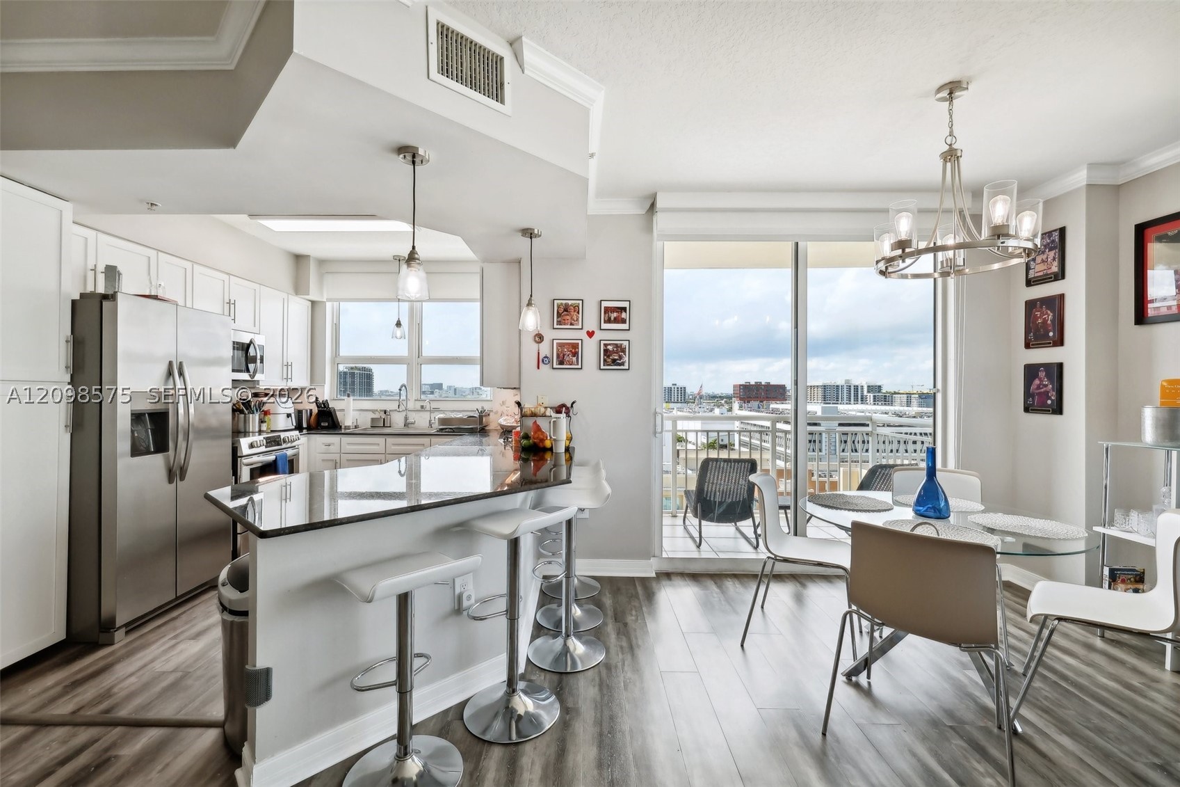 image Cite on the Bay East11