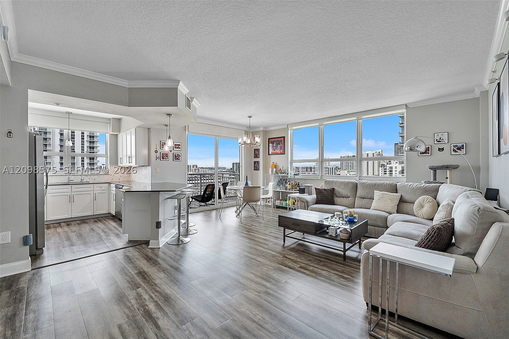 image Cite on the Bay East2