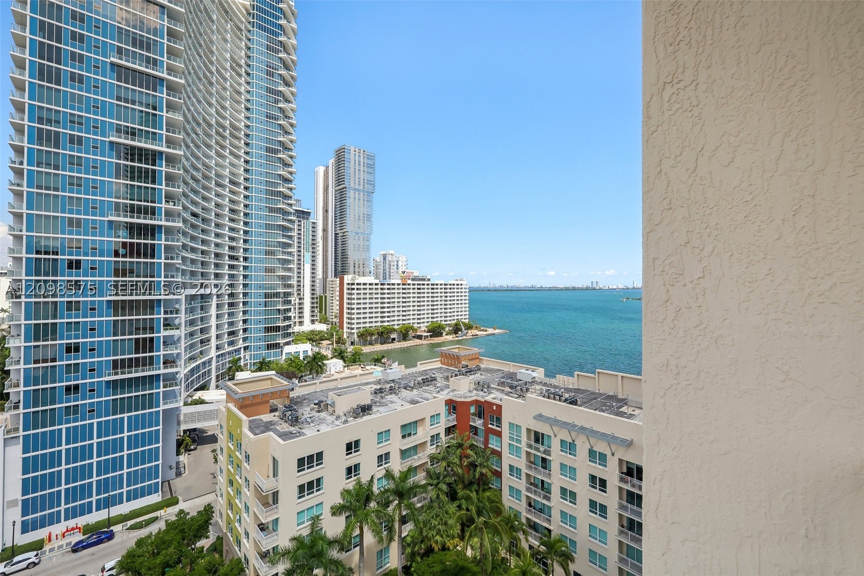 image Cite on the Bay East38