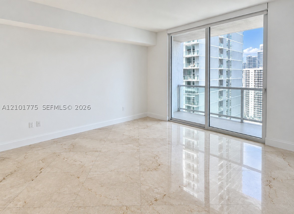 image 500 Brickell East14