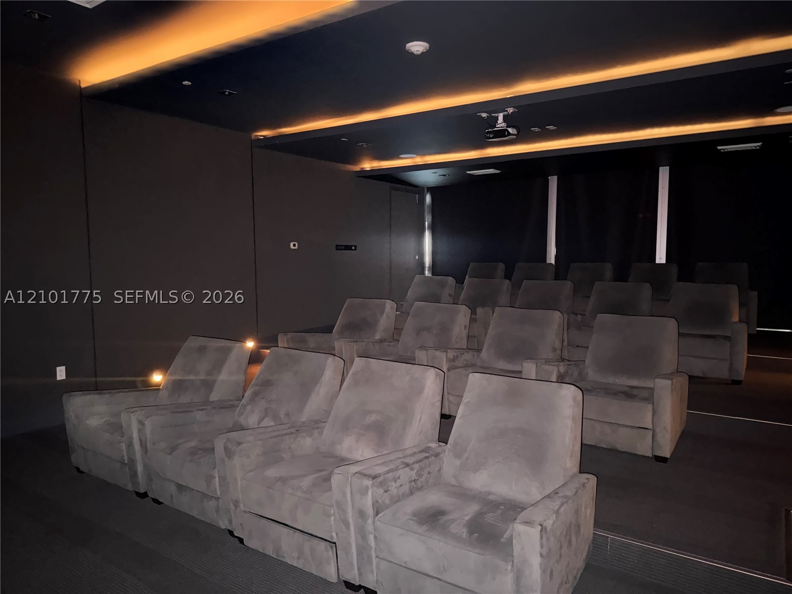 image 500 Brickell East22