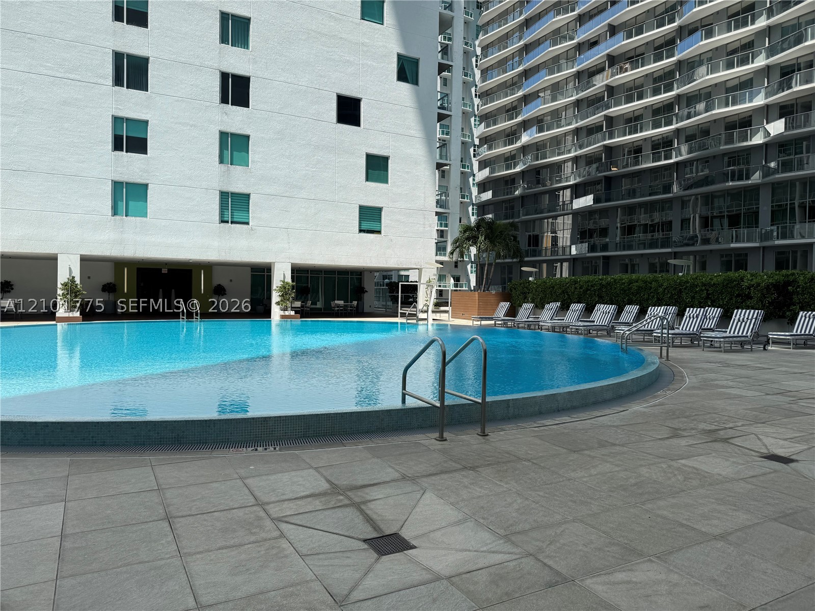 image 500 Brickell East23