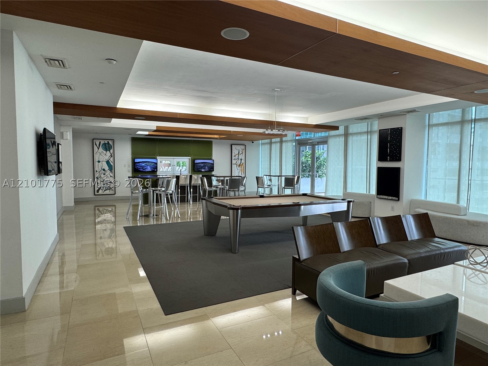 image 500 Brickell East26