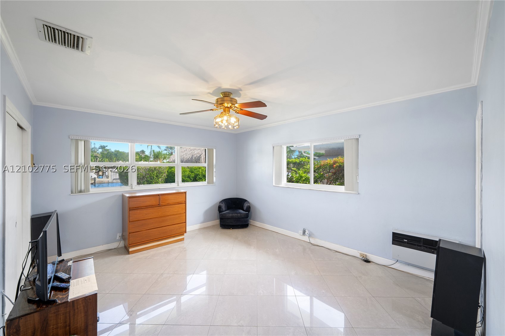 12805 Maple Rd North Miami, FL 33181