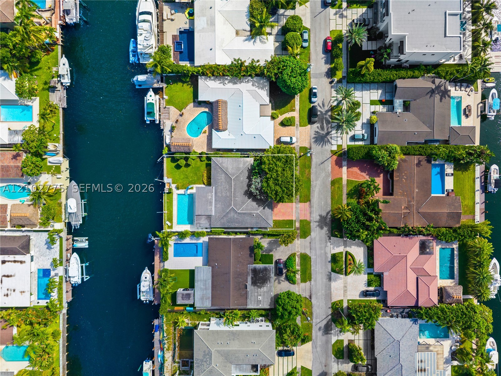 12805 Maple Rd North Miami, FL 33181