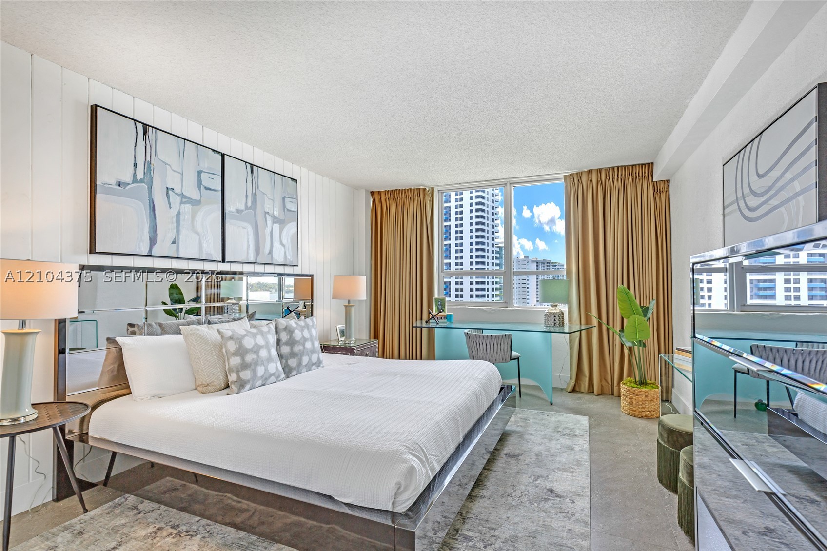 image Flamingo South Beach15