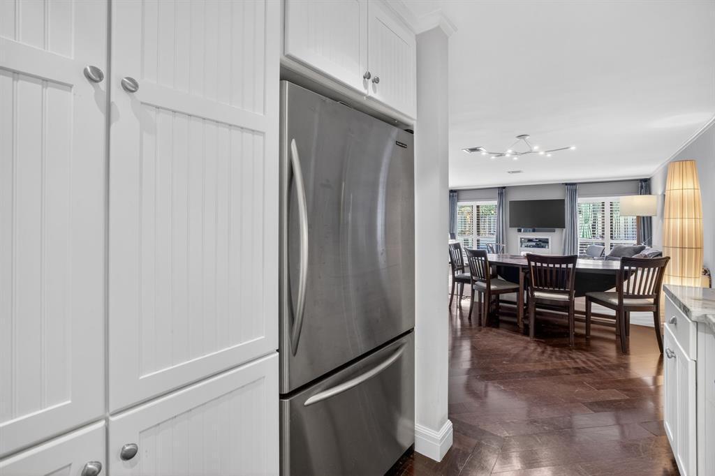 210 Washingtonia Fort Lauderdale, FL 33308