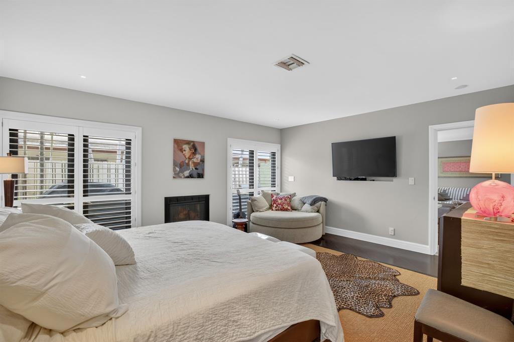 210 Washingtonia Fort Lauderdale, FL 33308