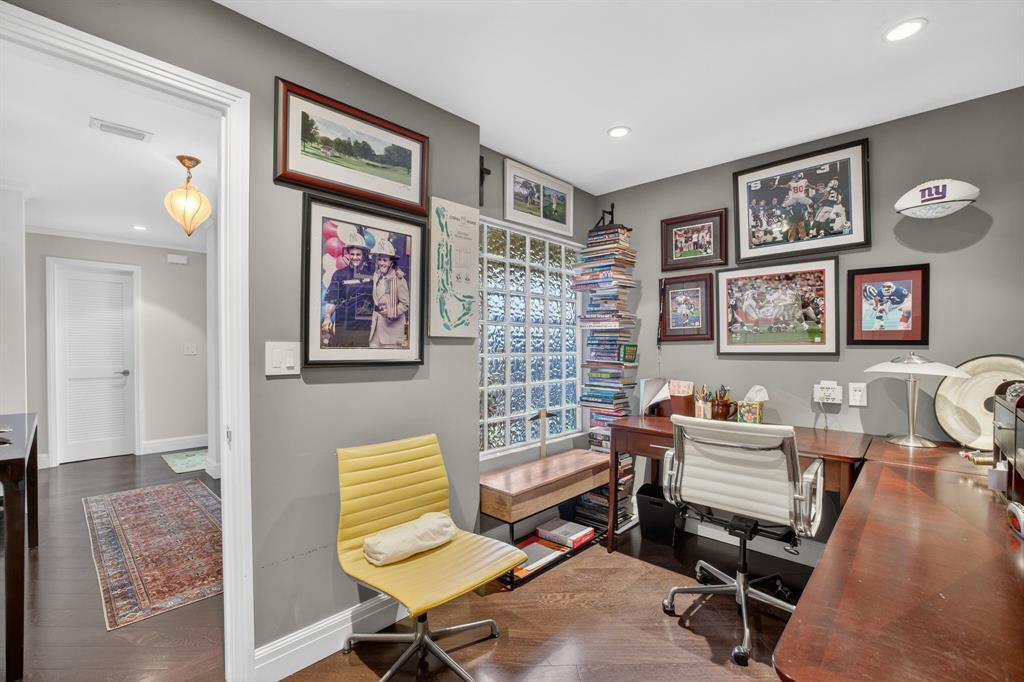 210 Washingtonia Fort Lauderdale, FL 33308