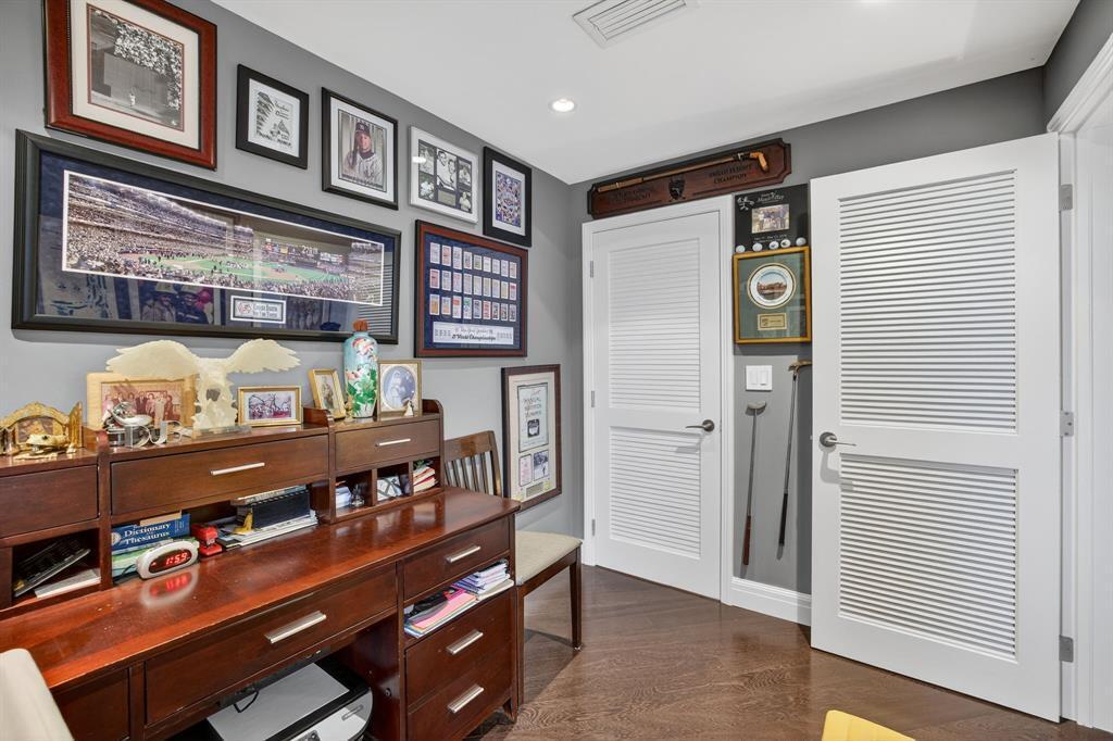 210 Washingtonia Fort Lauderdale, FL 33308