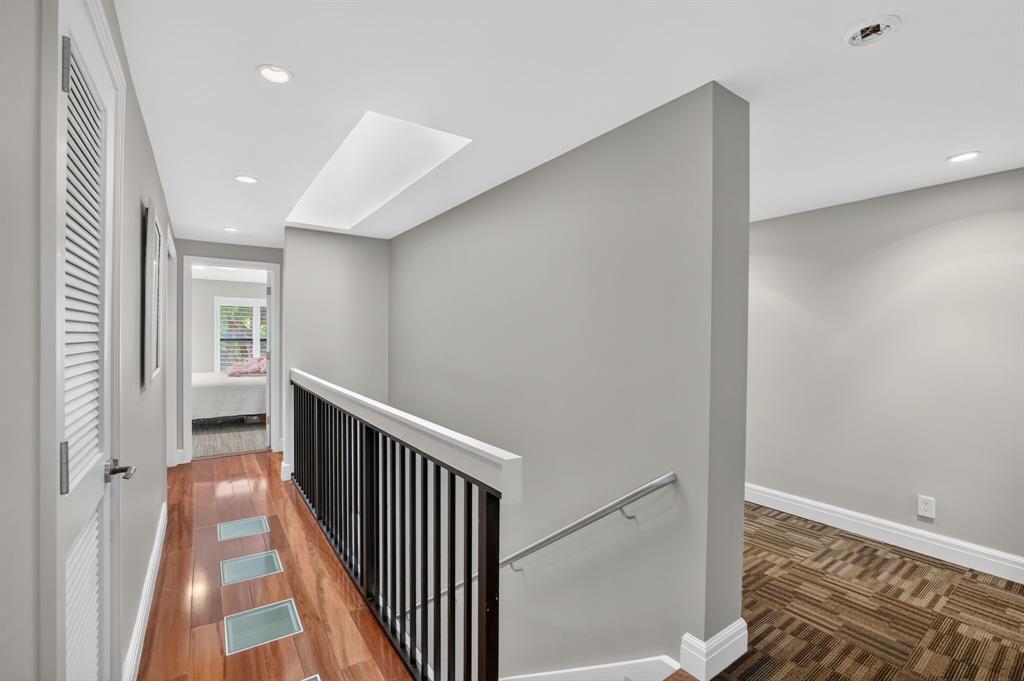 210 Washingtonia Fort Lauderdale, FL 33308