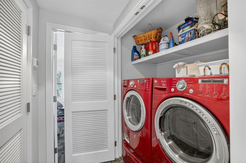 210 Washingtonia Fort Lauderdale, FL 33308