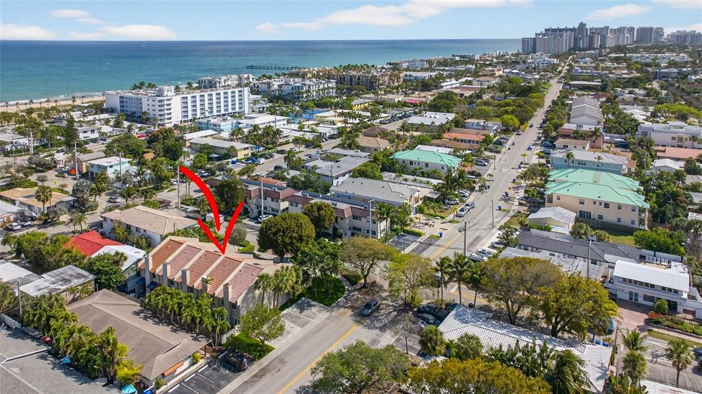 210 Washingtonia Fort Lauderdale, FL 33308