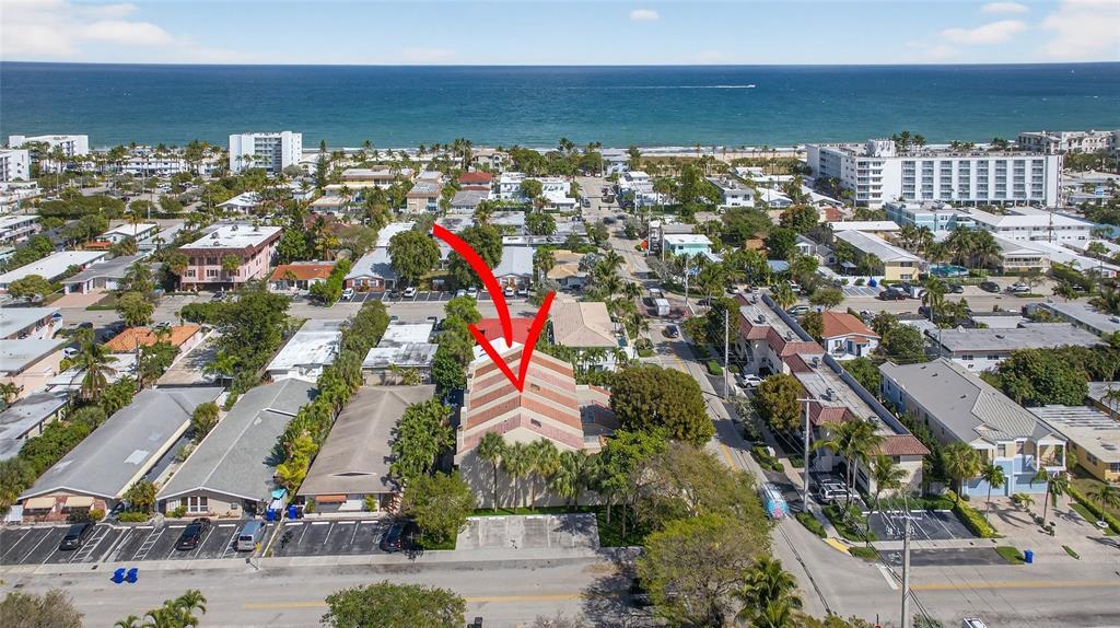 210 Washingtonia Fort Lauderdale, FL 33308