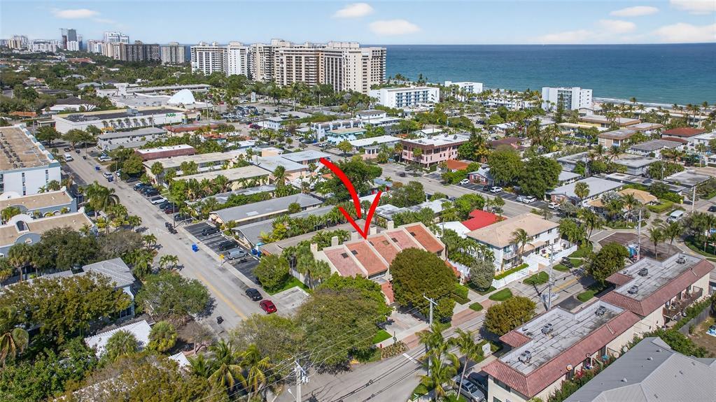 210 Washingtonia Fort Lauderdale, FL 33308