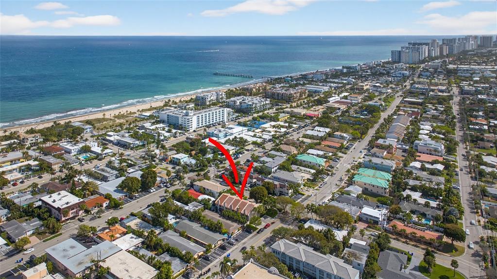 210 Washingtonia Fort Lauderdale, FL 33308