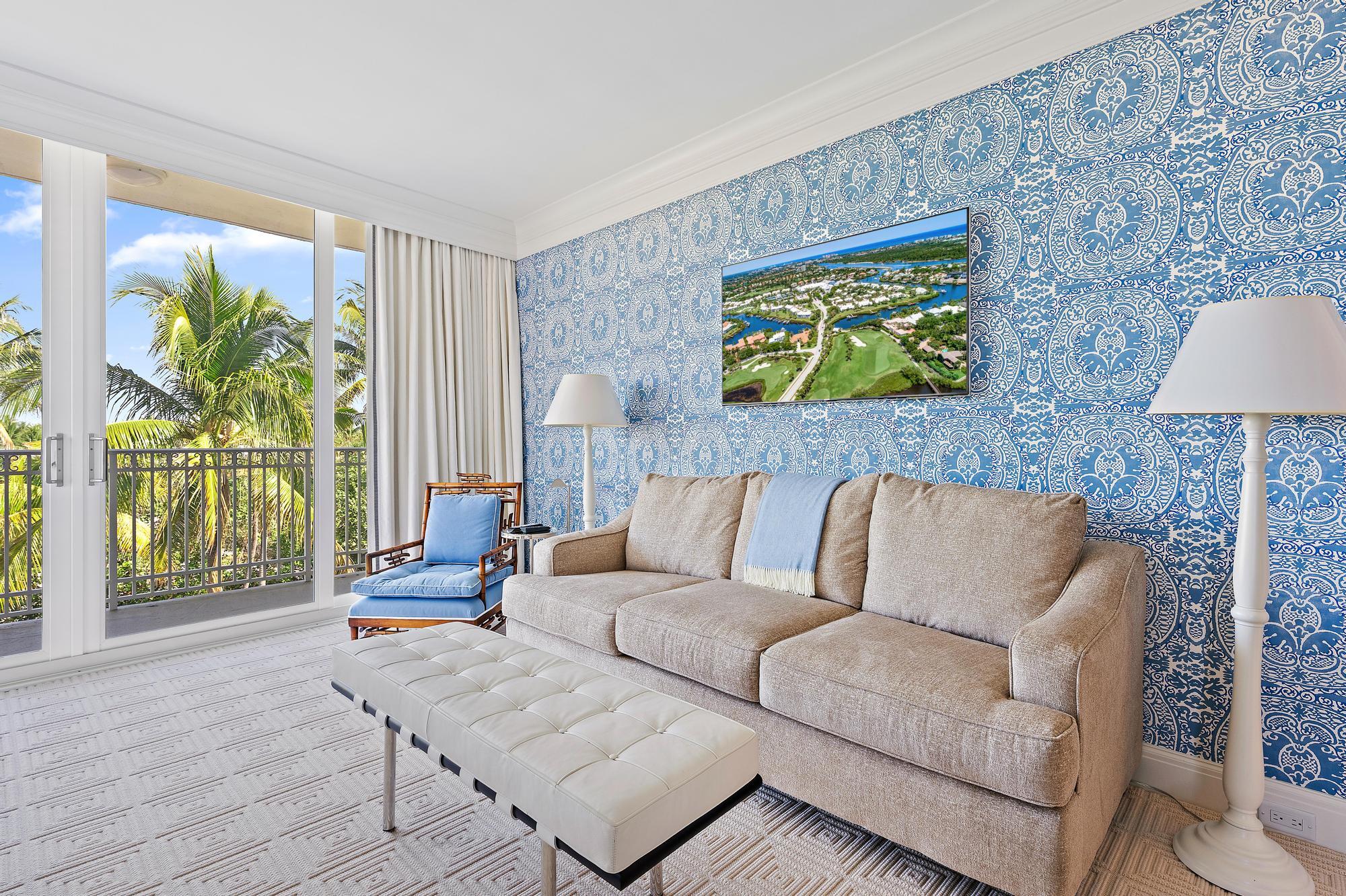 100 Royal Palm #G4 Palm Beach, FL 33480