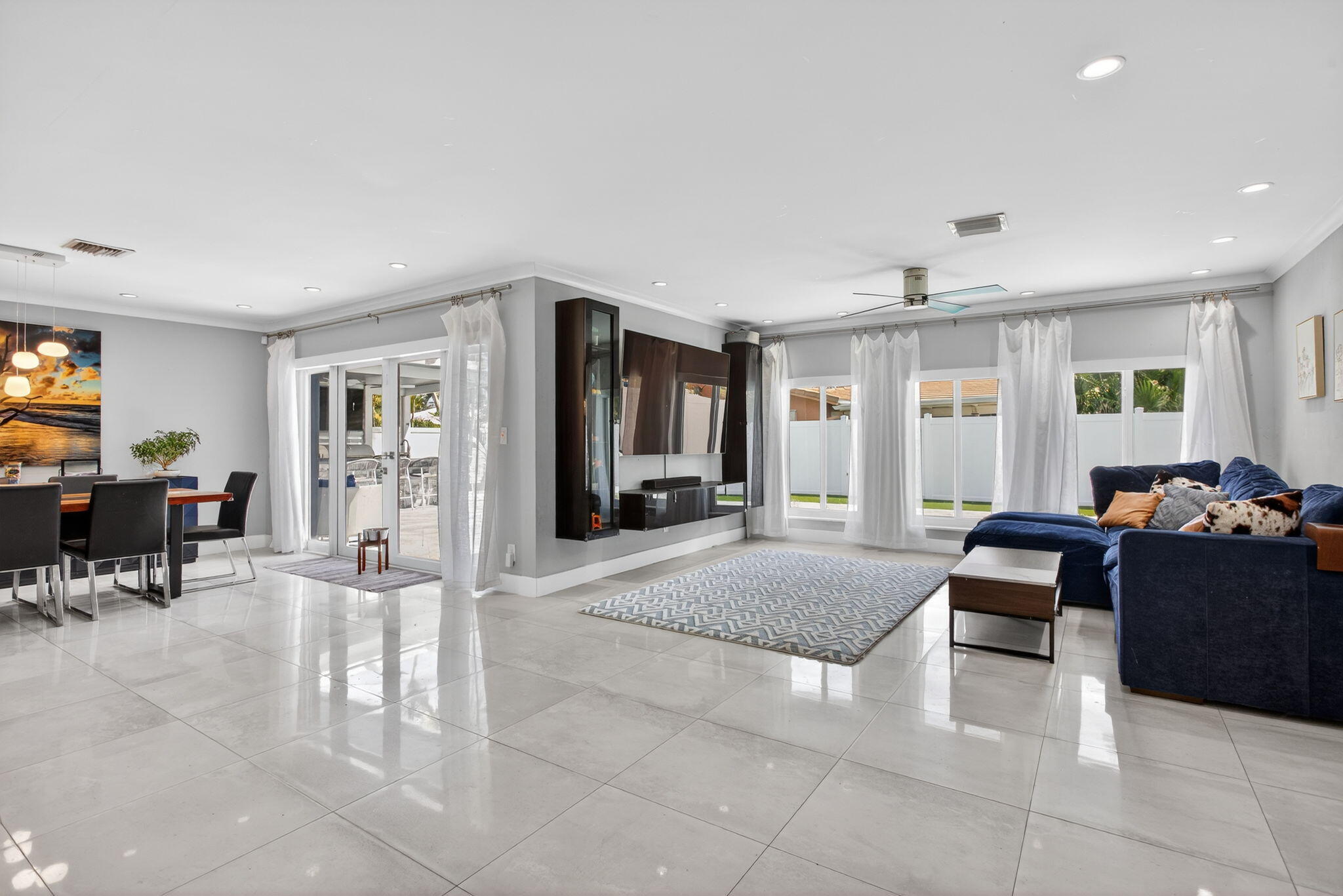 2732 NE 35th Fort Lauderdale, FL 33308