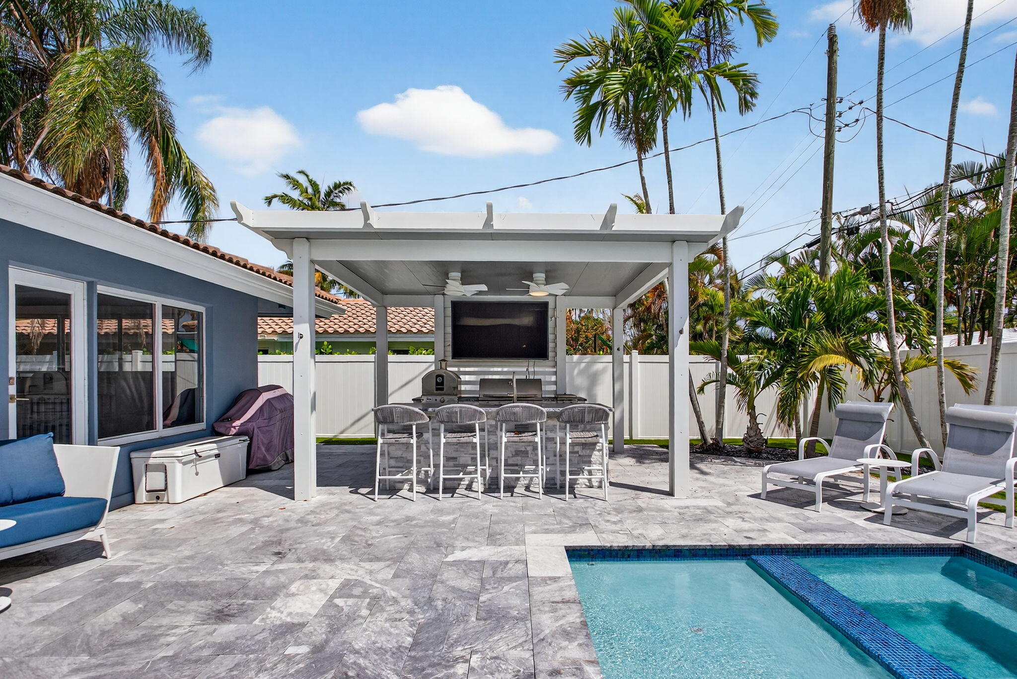 2732 NE 35th Fort Lauderdale, FL 33308