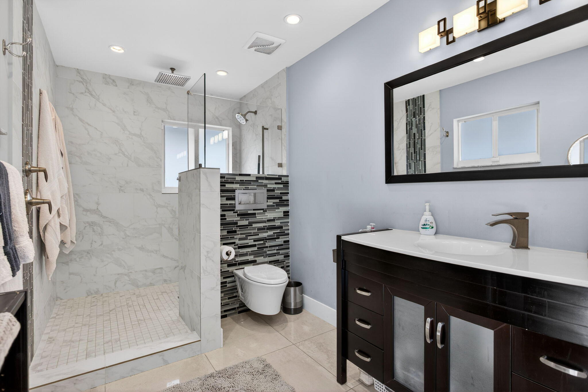 2732 NE 35th Fort Lauderdale, FL 33308